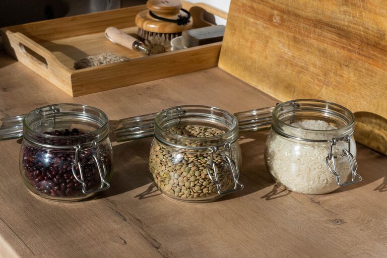 How to Plan Meals Using Pantry Staples for Easy, Tasty Dishes